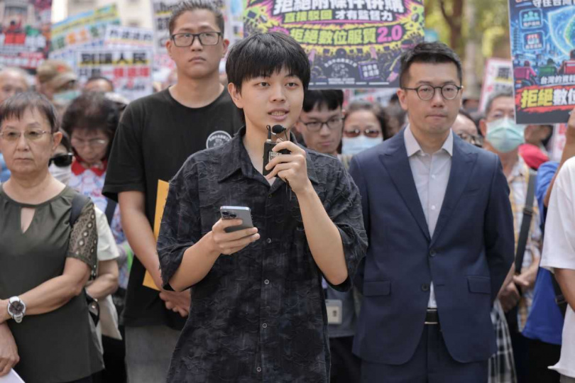 大學生會學生代表大會副議長陳秉宏。(圖/全國外送產業工會提供)
