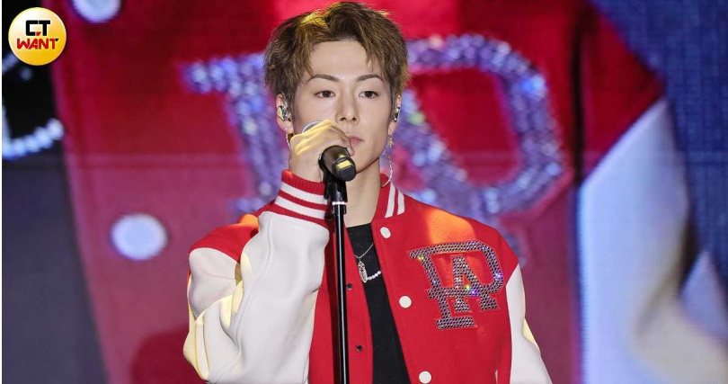 三浦孝太帶來日本樂壇傳奇男神尾崎豐的三首經典作品〈Cookie〉、〈I Love You〉及〈Rossana (ロザーナ)〉。（圖／楊澍攝）