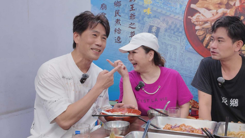 張秀卿自曝剛出道被唱片公司嫌醜。（圖／大牛比較攬提供）