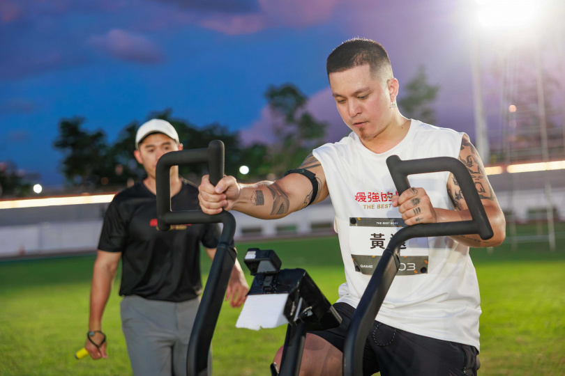 黃遠在比賽過程中心律一度飆破200，情況超危急。（圖／好看娛樂提供）
