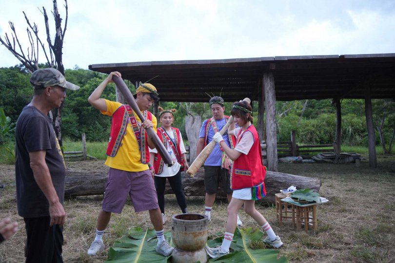 《廣告START》每集走訪不同縣市，接下不同產業的委託任務。（圖／公視台語台提供）