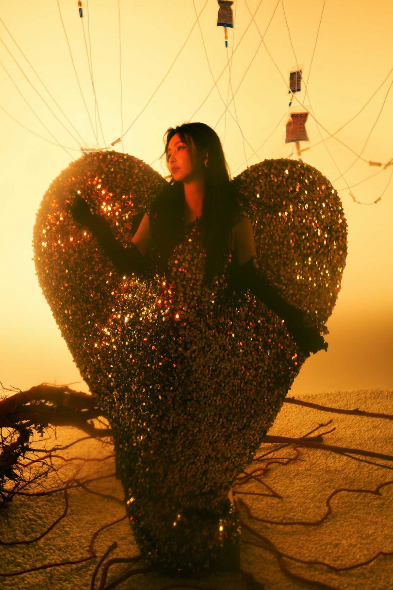 KIAH希望能和椎名林檎、HYUKOH的主唱吳赫、黃宣、魏如萱等歌手合作。（圖／綺亞音樂提供）