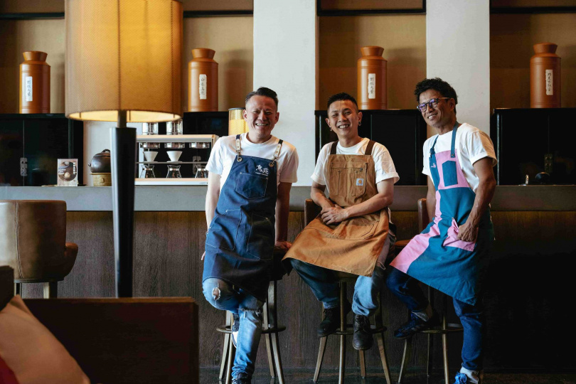 「火焱．伙宴」客座餐會邀集鳥苑湯仲鴻（左起）、FirePlay蘇濟恒、AKAME彭天恩3位火系名廚獻藝。（圖／台南晶英酒店提供）