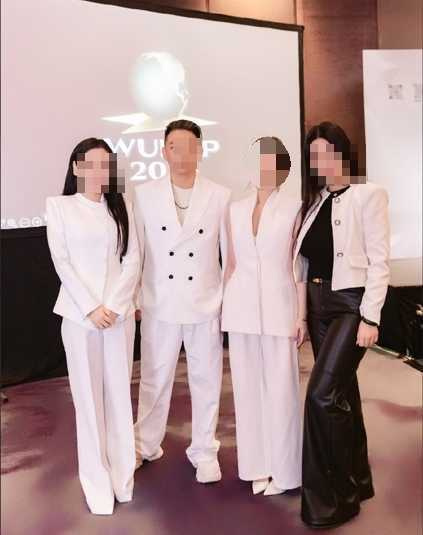 江女（右二）在社群上擁有7萬多粉絲，卻捲入WULOP Taiwan金流風波挨告。（圖／翻攝自WULOP Taiwan 2025）