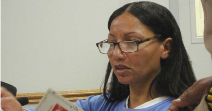 庭上聽聞分屍細節，多位陪審員情緒激動，審判期間數度中斷。