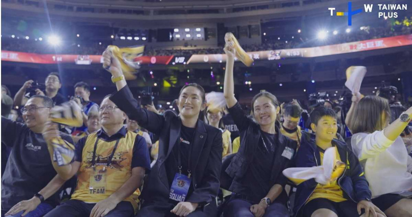 首次在大巨蛋舉辦籃球比賽讓錢薇娟遇到許多困難。（圖／TaiwanPlus提供）