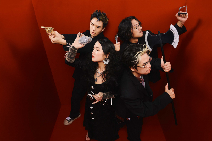 庸俗救星團員們歷經親友的離開。(圖/庸俗救星提供)