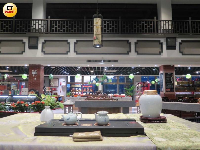 天福的高速公路休息區美輪美奐。（圖／陳曼儂攝）