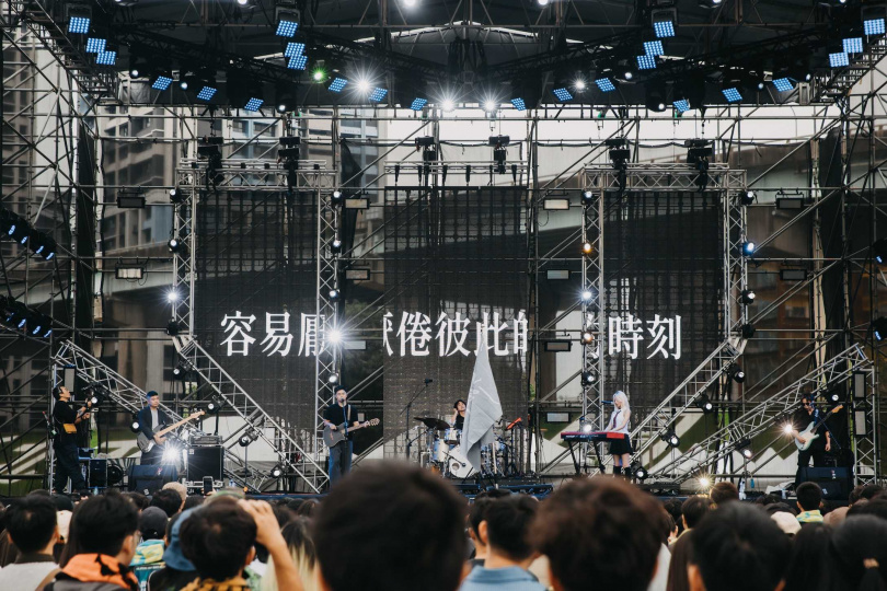 甜約翰，現場帶來新專輯《GOOD AFTERNIGHT》的歌曲。（圖／ 呼叫音樂節提供）