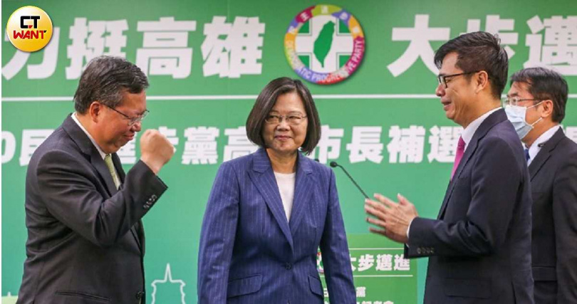 前總統蔡英文（圖中）主導的想想論壇對全球「灰色地帶衝突」頗多關注。（圖／CTWANT攝影組）