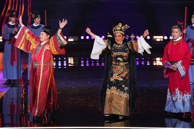 節目類金鐘獎平均收視率為1.38,其中「綜藝節目獎」由《週末最強大》獲獎時掀起收視高潮,瞬時收視率衝上3.22。(圖/三立提供)