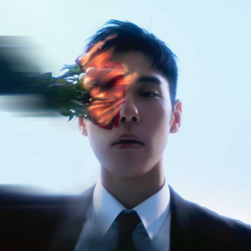 周予天新歌〈Blueskies & Heartaches〉主視覺曝光。（圖／天立揚製片提供）