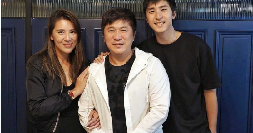 胡瓜不為兒女打通關，要女兒小禎、兒子胡釋安靠自己。（圖／翻攝胡瓜臉書）