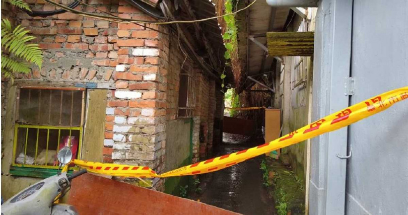 警方拉起封鎖線無人受傷。（圖／翻攝畫面）