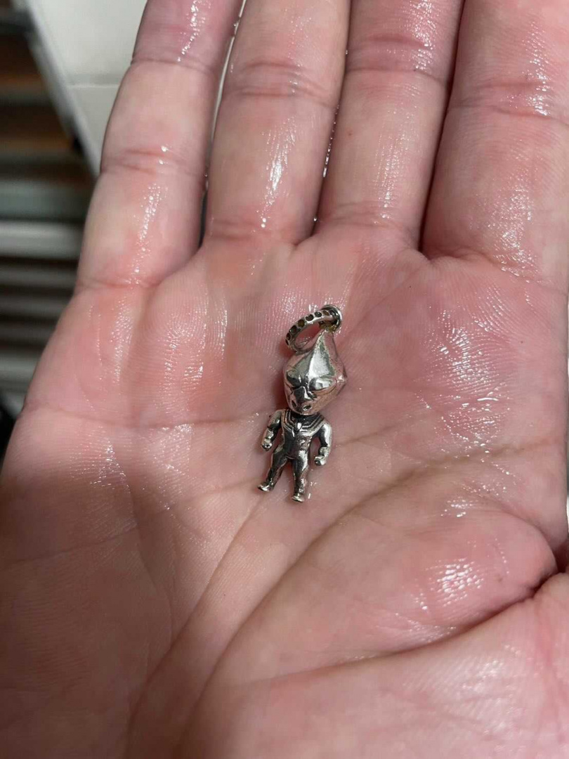 男童順利將奧特曼排出。（圖／翻攝Threads／＠shushu1011）