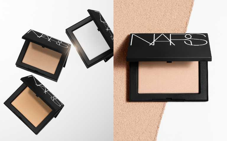 NARS 裸光蜜粉餅 10g／1,650元（圖／品牌提供）
