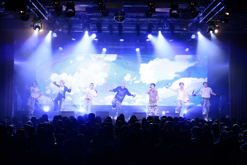 BALLISTIK BOYZ昨在Legacy Taipei帶來亞洲巡迴首場海外場，接連演唱熱門歌曲點燃全場氣氛。（圖／LDH 愛夢悅提供）