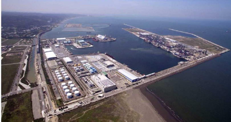 目前台北港僅可開放處理公共工程土方，一般民間業者進不去，業者希望可以開放，以舒緩目前民間工程隊土方傾倒需求的壓力。（圖／翻攝自台灣自由貿易港區）