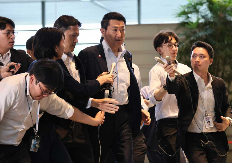 日本首相官邸在危機管理中心設立「官邸對策室」，統籌中央與地方政府救災事宜。（圖／達志／美聯社）