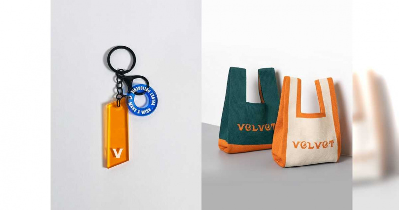 下單「月光劇場中秋禮盒」系列送品牌限定精美鑰匙圈(左),消費滿3,500元再贈限量設計師款針織提袋。(圖/法絨提供)