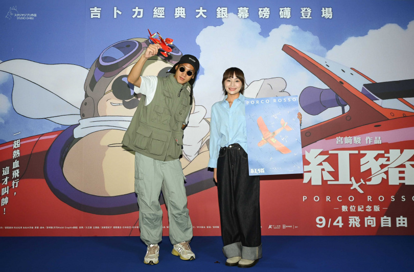 購買首周《紅豬》電影片有機會獲得限量海報。（圖／甲上娛樂提供）