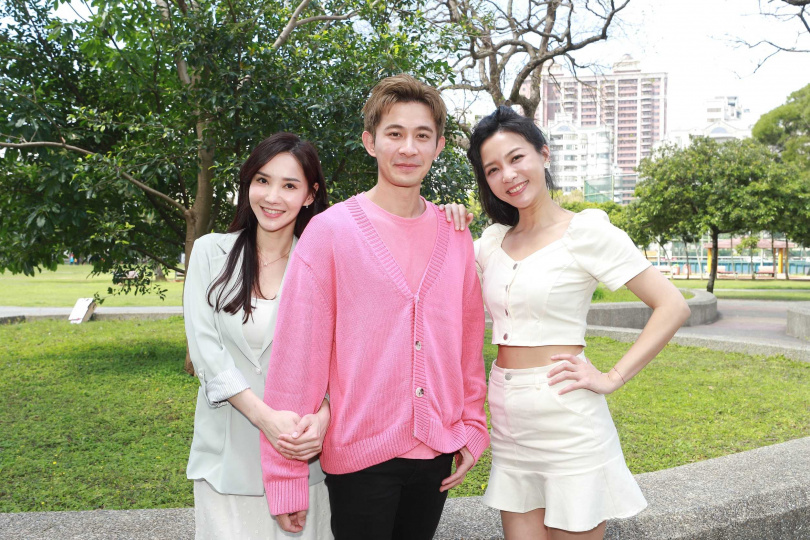 徐千京（左）、曾子益（中）跟何蓓蓓（右）劇中有三角情感糾葛。（圖／民視）