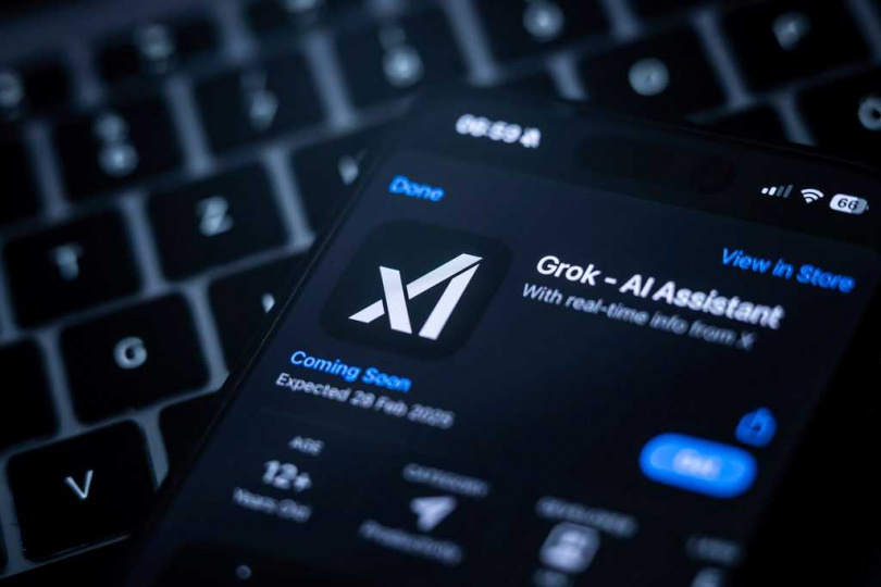 Grok的圖片編輯功能被批可一鍵生成兒童與女性深偽色情照，引發法律與倫理討論。