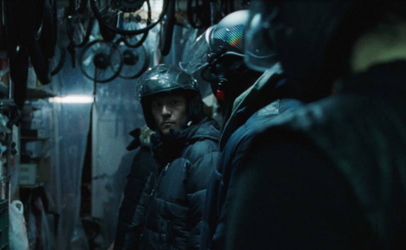 張震在《幸福之路》飾演在紐約打拼的外送員。（圖／甲上娛樂提供）