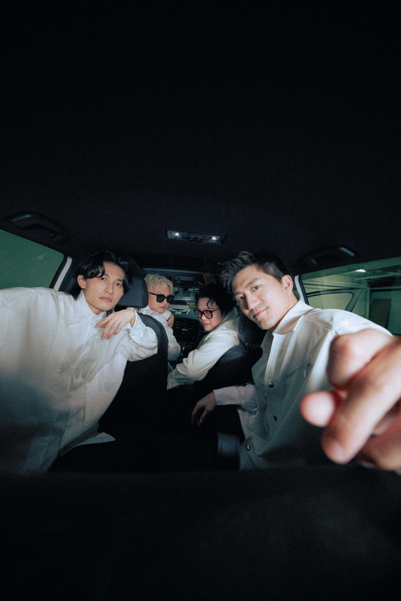 冰球樂團為粉絲打造VIP區。（圖／何樂音樂提供）