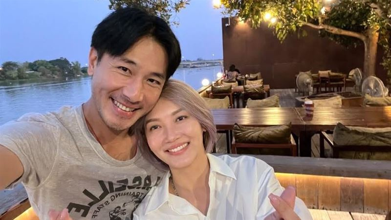 李佳綺丈夫傅子純今年6月因病離世,兩人生前感情非常要好。(圖/翻攝自Corrinna Lee 臉書)