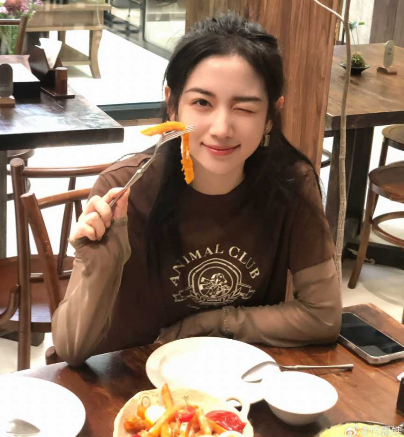 （圖／取自 代露娃 微博）