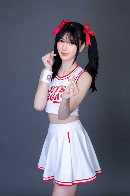 南珉貞妹妹南至苑是持免簽方式入境,依規定不得在台工作,也讓姊妹合體的廣告最後無法播出。(圖/拉斯維加斯娛樂城提供)