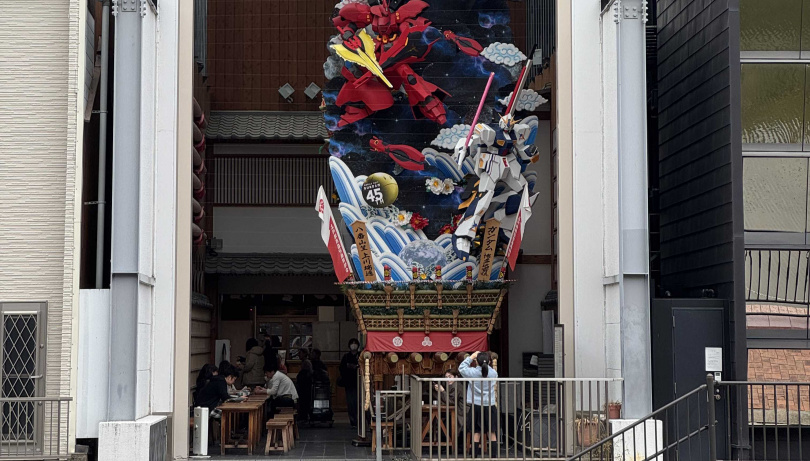 許利瑋分享，他常於在日本街頭看見富含歷史與創新兼具的景象給震攝。（圖／智寶提供）