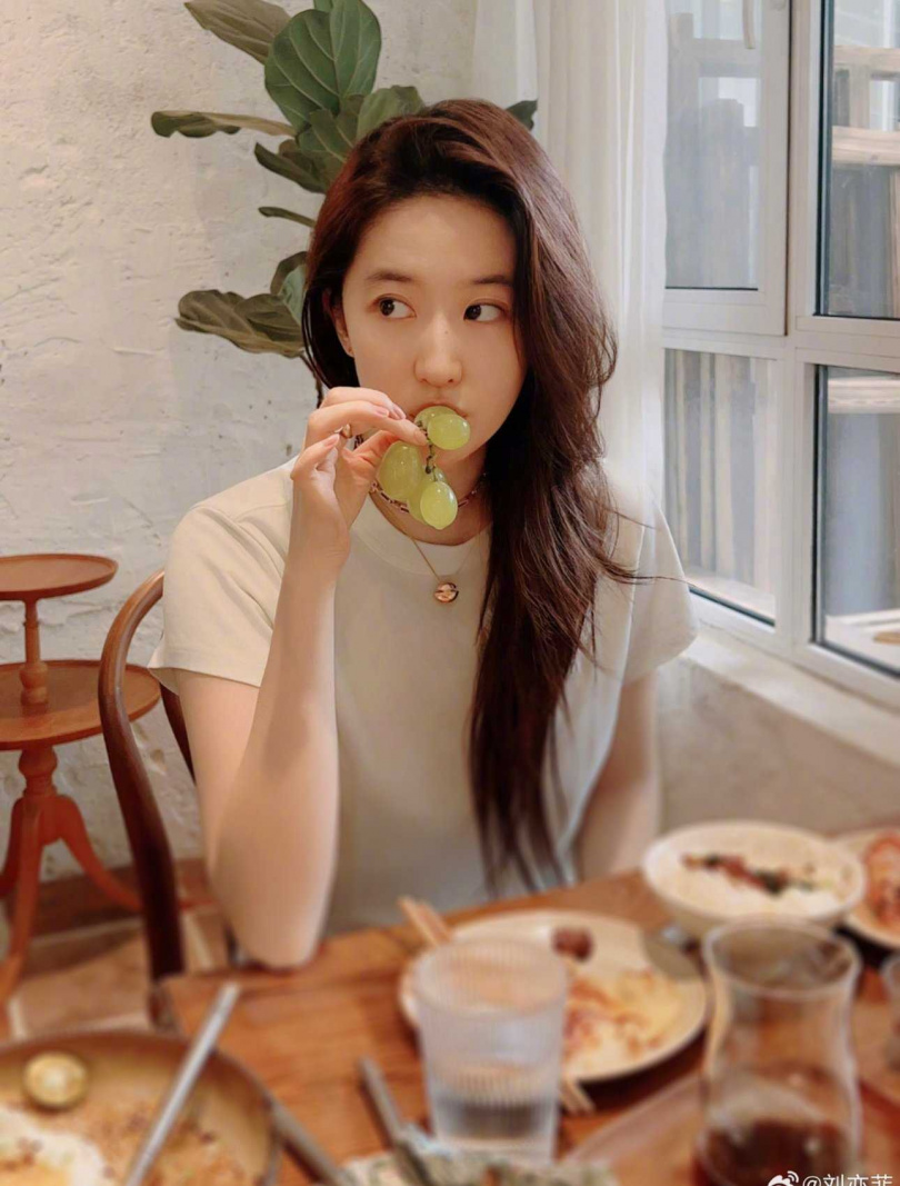 （圖／取自劉亦菲微博）