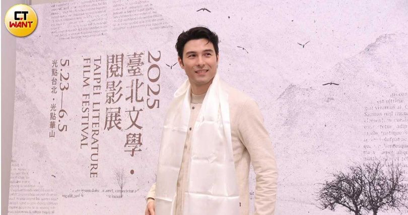 鳳小岳一直都想去西藏旅遊。（圖／焦正德攝）