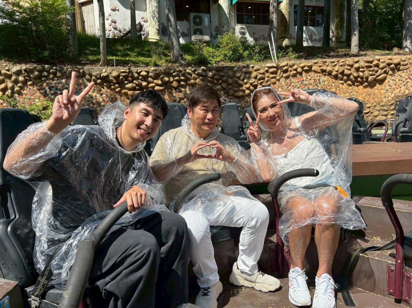 胡瓜遭學生要簽名,小禎嘆:「帶自己小孩來,卻在陪伴別人小孩!」