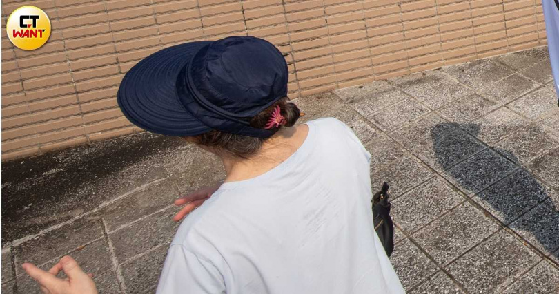 海吉市債權人侯小姐說,一旦停止法拍,不僅第二順位抵押權將因此無法求償,海吉市的「爛尾樓」現況恐怕也將持續下去。(圖/劉耿豪攝)