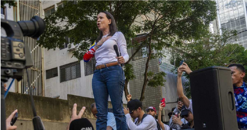 作為民主組織Súmate創辦人，馬查多長期倡導自由、公正選舉，被視為拉美民主象徵人物之一。。（圖／達志／美聯社）