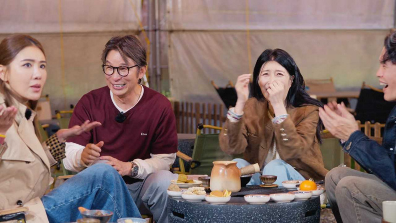 天后張惠妹經紀人陳鎮川，登上小禎、黃嘉千、黃鐙輝主持的《坐吧！聊聊》，在節目上暢聊自己的人生。（圖／徽摩立科技提供）