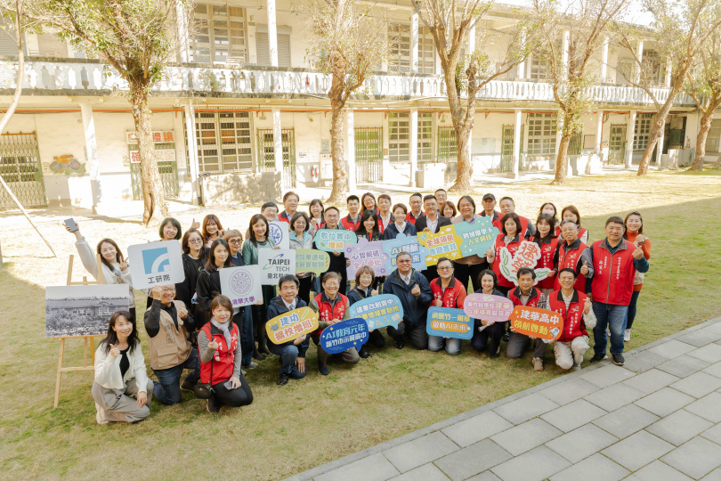 建華國中在新竹市長高虹安任內改制程完全中學,校舍和設備經費超過2億,將於116學年度招收176名新生。(圖/新竹市府提供)