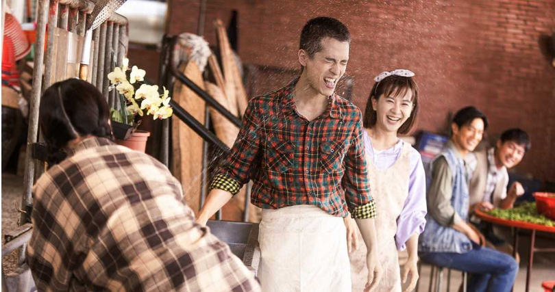 石知田遺憾錯過與媽媽相處的時間。（圖／華視、公視台語台提供）