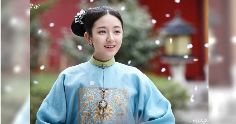 李蘭迪在劇中飾演建築公司的實習設計師，意外穿越到古代。（圖／八大電視提供）