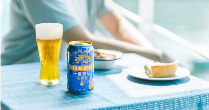 無論是聚餐放鬆或日常小酌，KIRIN「一番搾 零糖質啤酒」成為無負擔的新選擇。（圖／台灣麒麟提供）
