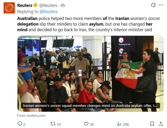 伊朗女子足球代表隊部分成員離開澳洲，經馬來西亞轉機返國。（圖／翻攝自X，@Reuters）