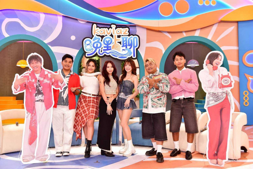 阿布田（左起）、阿布絲、李芷婷、米奇、黑旋風：杜家慶、杜紹穎。（圖／kaviaz晚點聊提供）