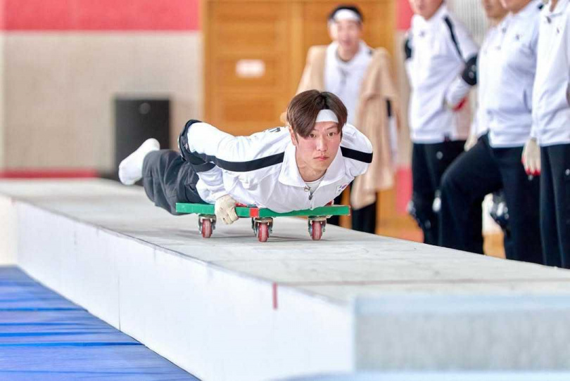 喜愛運動的羅人友，在綜藝節目《2天1夜》表現受讚賞。（圖說／取自《2天1夜》IG）