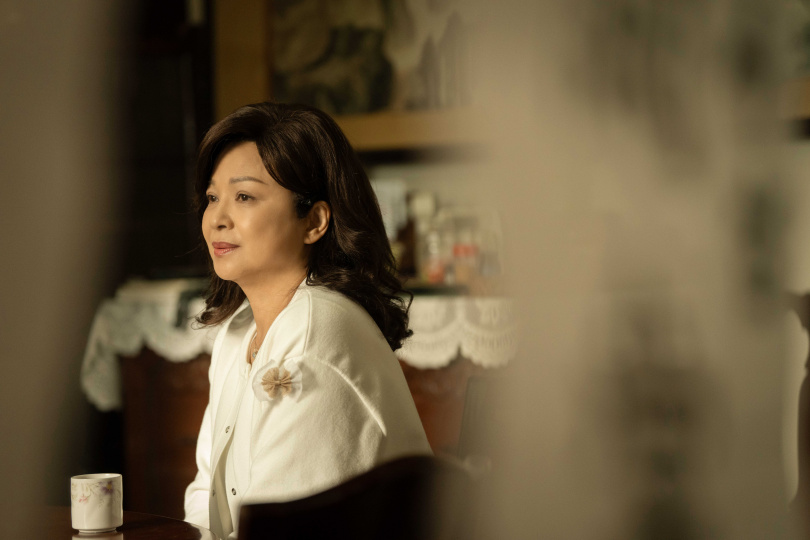 楊貴媚飾演的高張玉敏必須扛起政治世家。（圖／ CATCHPLAY+、公視、大慕可可）