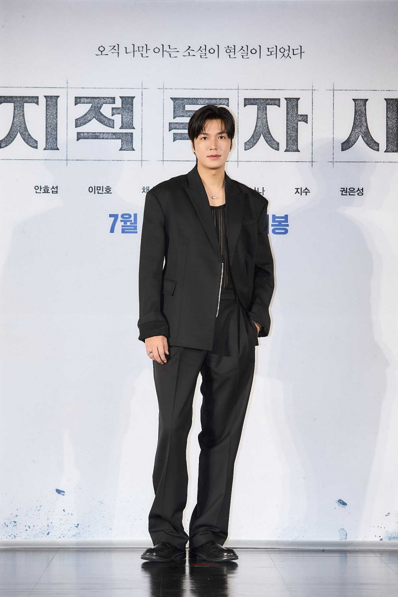 李敏鎬認為每個人都背負著屬於自己的價值與重擔，就和他所飾演的劉眾赫一樣。（圖／采昌國際多媒體提供）