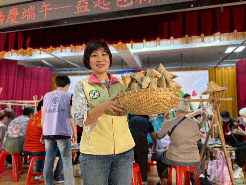 新北市議員石一佑（圖）認為新北長照處68人未來的辦公空間要先塵埃落定。（圖／翻攝自石一佑臉書）