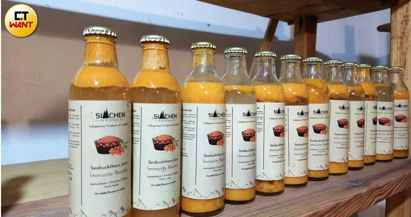 「Sea Buckthorn」果汁風味酸甜，可買原汁自行兌水調和。（圖／魏妤靜攝）